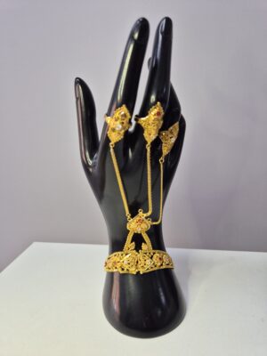 Hand Jewellery 18k Asian Gold - Image 6