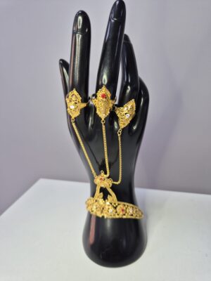 Hand Jewellery 18k Asian Gold - Image 3